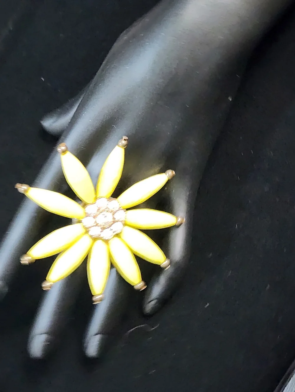 Vintage 1980s Statement Daisy Ring Yellow Enamel Rhinestone Center Oversized